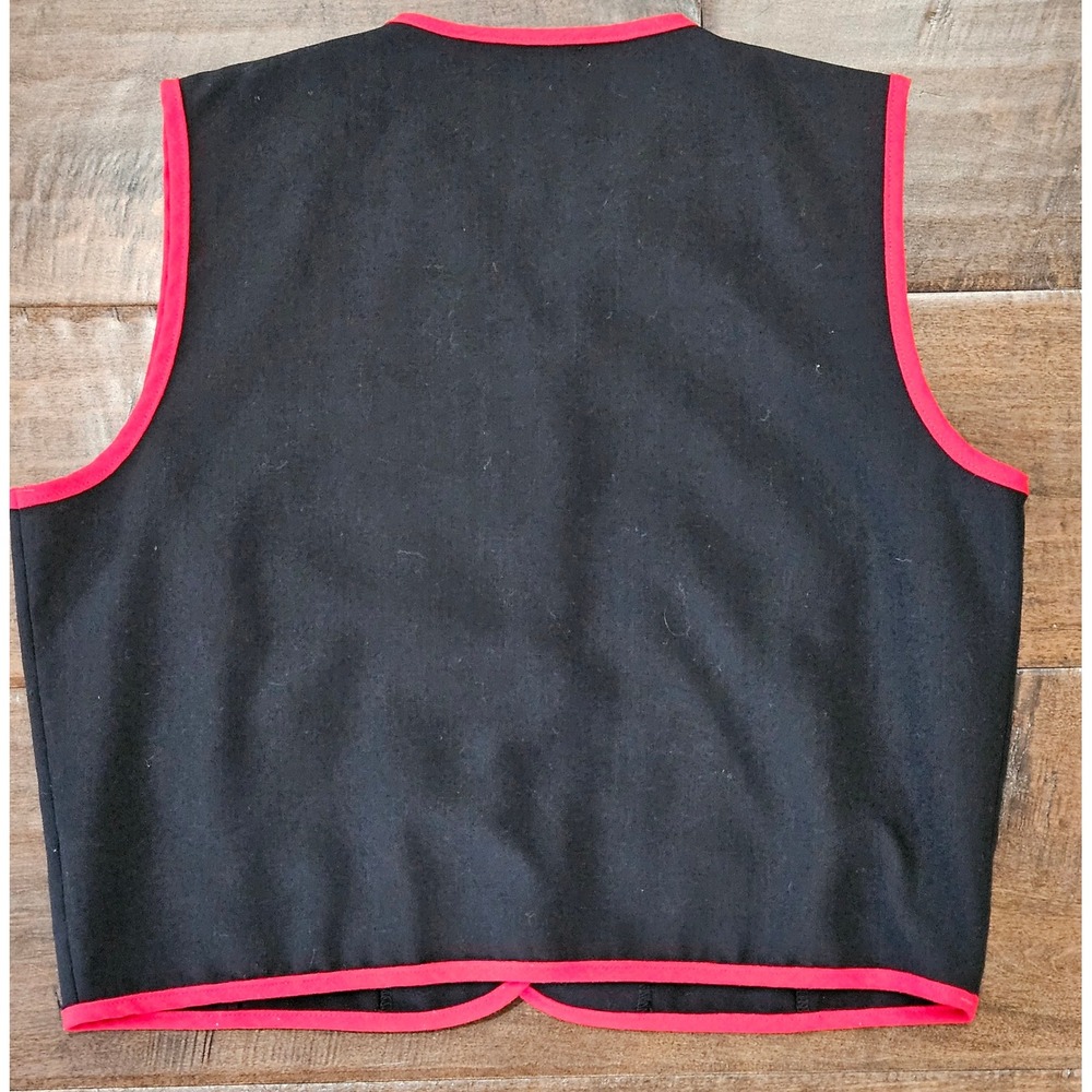 VTG  BOHO Floral Hungarian Folk Vest Black Red Piping Button Front USA Size 10 - Picture 9 of 10